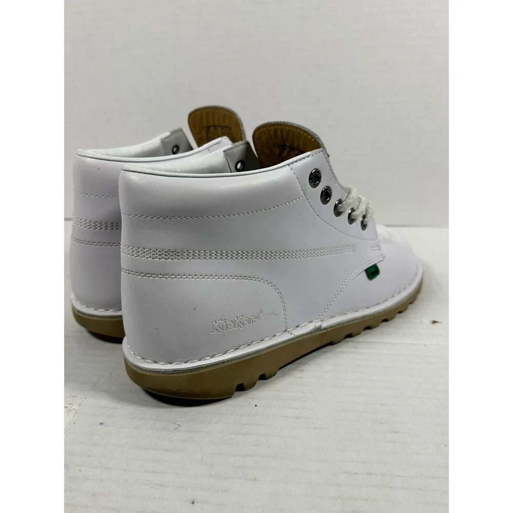 Kickers kick hi